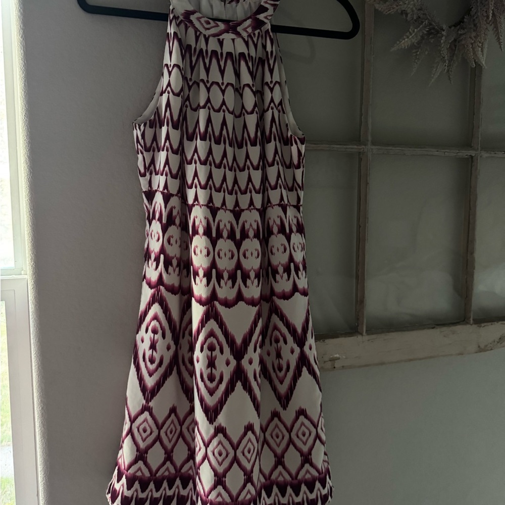 Sleeveless Ikat Print Dress in Burgundy-pinks and White